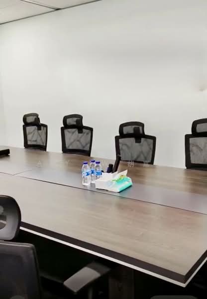BUGIS / BEACH ROAD | Flyer View | Lobby Frontage | Fitted Office |, Bugis MRT, 2,240 sqft, Office For Rent, by Amy Aw 胡嘉薇, 500197916 - CommercialGuru.com.sg