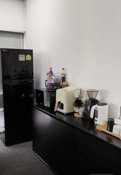 BUGIS / BEACH ROAD | Flyer View | Lobby Frontage | Fitted Office |, Bugis MRT, 2,240 sqft, Office For Rent, by Amy Aw 胡嘉薇, 500197916 - CommercialGuru.com.sg