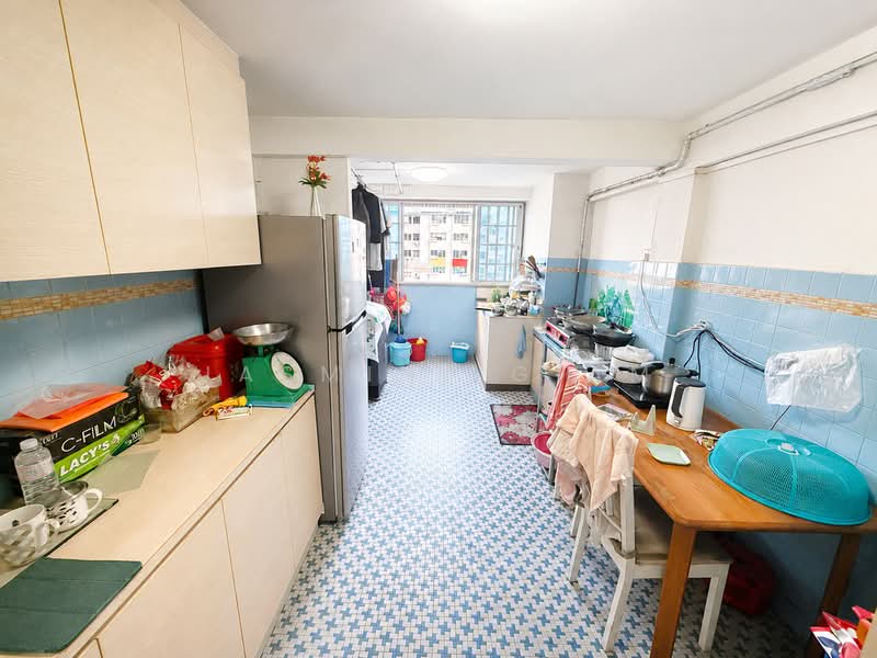 87 Circuit Road, 87 Circuit Road, 2 Bedrooms, 646 sqft, HDB Flat For Sale, by Jasmine Giam, 500197918 - Kitchen - PropertyGuru.com.sg