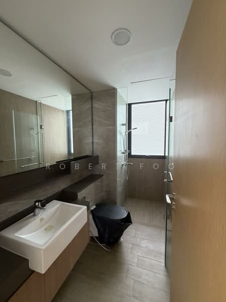 The Jovell, 13 Flora Drive, 3 Bedrooms, 904 sqft, Condominium For Sale, by Robert Foo, 500197920 - Bathroom - PropertyGuru.com.sg