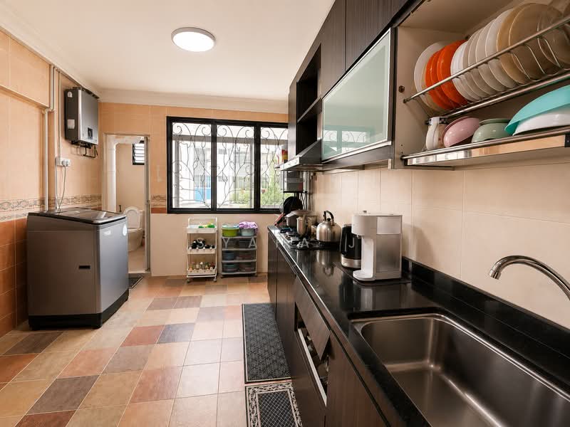 866 Yishun Street 81, 866 Yishun Street 81, 3 Bedrooms, 1,367 sqft, HDB Flat For Sale, by Syafa J, 500197928 - Kitchen - PropertyGuru.com.sg