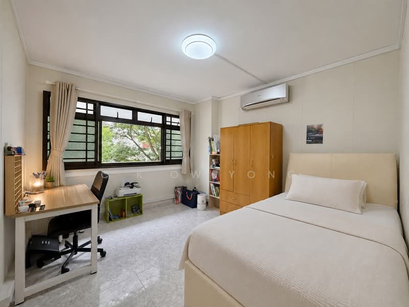 502 Woodlands Drive 14, 502 Woodlands Drive 14, 4 Bedrooms, 1,335 sqft, HDB Flat For Sale, by C K Ow Yong, 500197941 - Bedroom - PropertyGuru.com.sg