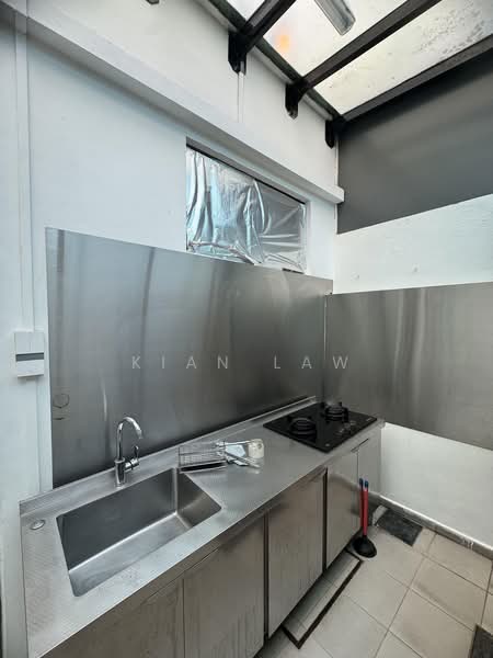Nemesu Avenue 5 Bedroom Terrace, , 5 Bedrooms, 2,600 sqft, Terraced House For Rent, by Kian Law, 500197943 - Kitchen - PropertyGuru.com.sg