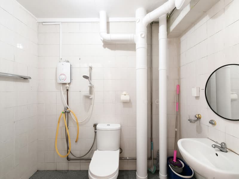 170 Gangsa Road, 170 Gangsa Road, 3 Bedrooms, 1,087 sqft, HDB Flat For Sale, by Keith Boo, 500197953 - Bathroom - PropertyGuru.com.sg