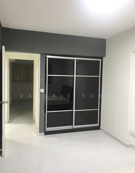 8 Jalan Rumah Tinggi, 8 Jalan Rumah Tinggi, 3 Bedrooms, 1,119 sqft, HDB Flat For Rent, by Valerie Yong, 500197955 - Bedroom - PropertyGuru.com.sg
