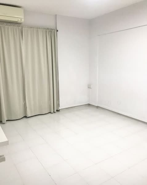 8 Jalan Rumah Tinggi, 8 Jalan Rumah Tinggi, 3 Bedrooms, 1,119 sqft, HDB Flat For Rent, by Valerie Yong, 500197955 - Interior - PropertyGuru.com.sg