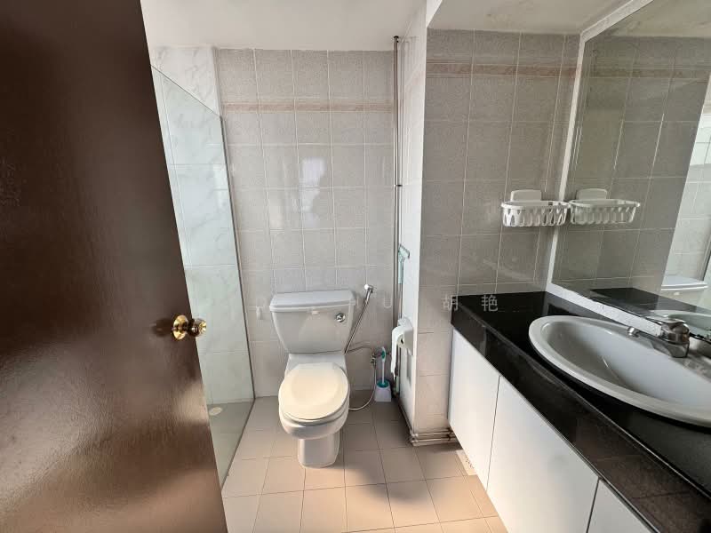 Amber Point, 1 Amber Road, 3 Bedrooms, 1,690 sqft, Condominium For Sale, by Judy Hu 胡艳, 500197960 - Bathroom - PropertyGuru.com.sg