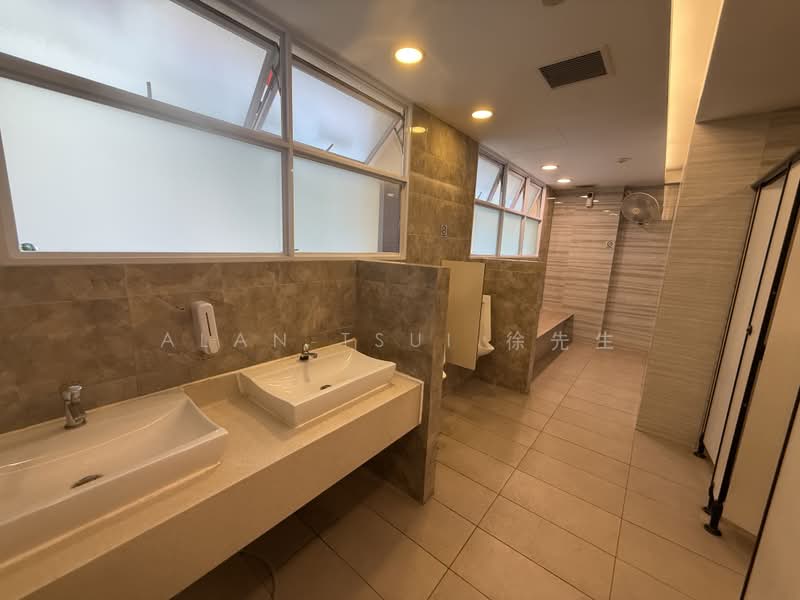 Bedroom @ Telok Ayer MRT, Club Street, Room Rental, 130 sqft, Condominium For Rent, by Alan Tsui 徐先生, 500197981 - Bathroom - PropertyGuru.com.sg