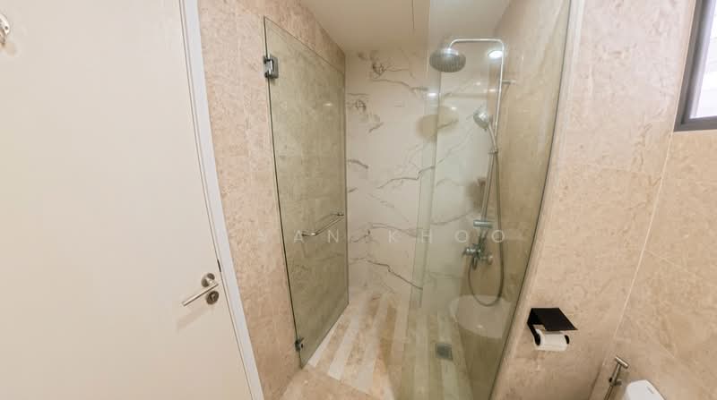 La Fiesta, 62 Sengkang Square, 2 Bedrooms, 753 sqft, Condominium For Rent, by Jovan Khoo, 500197983 - Bathroom - PropertyGuru.com.sg