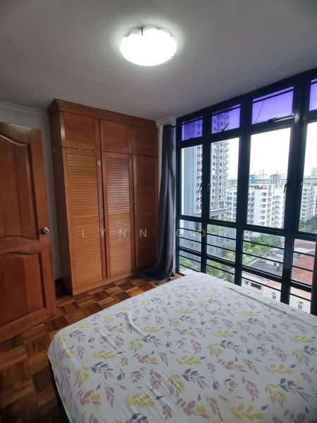 Regal Court, 17 Kim Keat Road, 2 Bedrooms, 915 sqft, Apartment For Sale, by Lynn Goh, 500197999 - Bedroom - PropertyGuru.com.sg