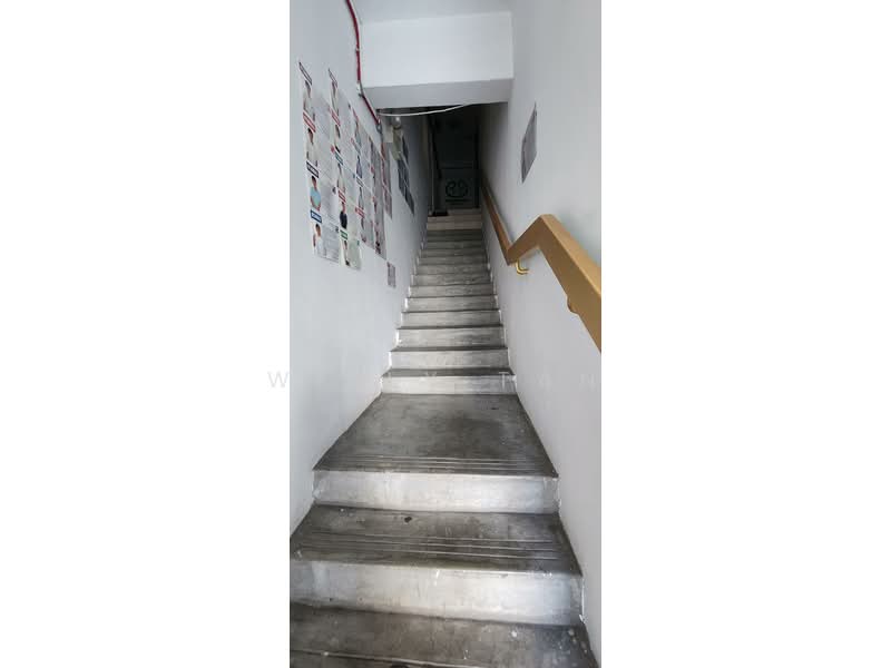 352 Clementi Avenue 2, 352 Clementi Avenue 2, Room Rental, 120 sqft, HDB Flat For Rent, by Willy Tan, 500198004 - Back door staircase to 2nd floor - PropertyGuru.com.sg