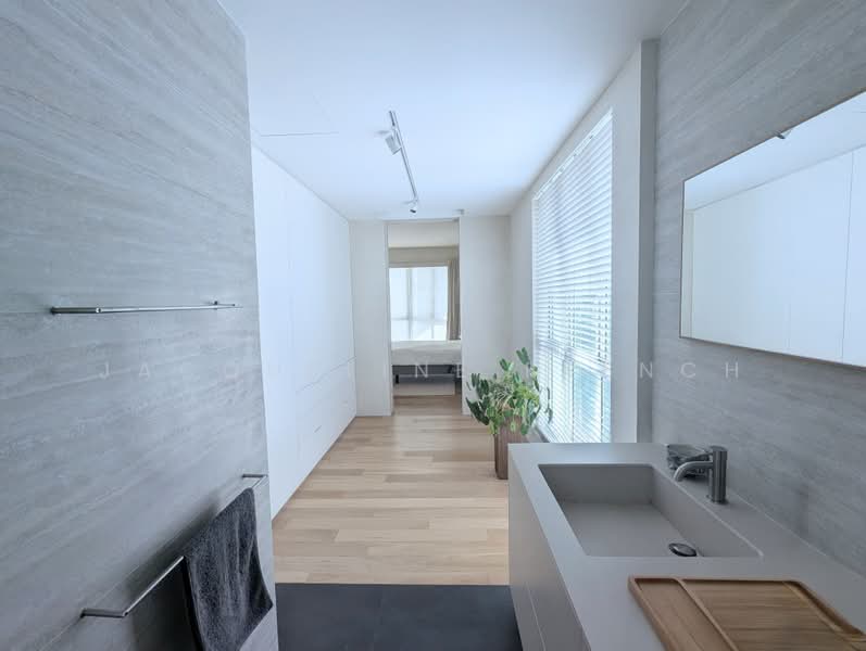 7 Draycott Drive, 7 Draycott Drive, 1 Bedroom, 2,121 sqft, Condominium For Sale, by Jacqueline French, 500198005 - Master Bathroom - PropertyGuru.com.sg