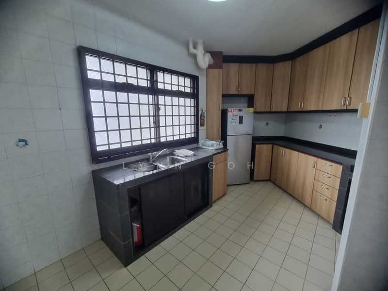 256 Simei Street 1, 256 Simei Street 1, 3 Bedrooms, 1,087 sqft, HDB Flat For Rent, by Lynn Goh, 500198011 - Kitchen - PropertyGuru.com.sg