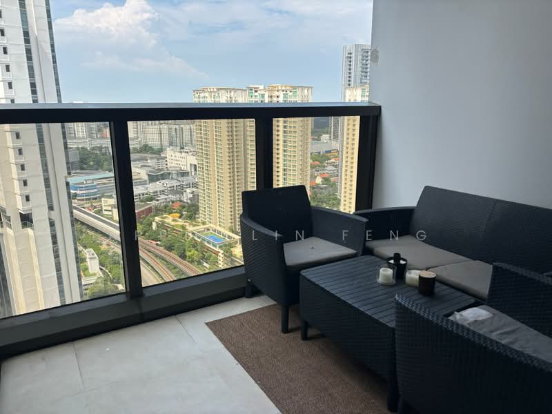 Commonwealth Towers, , 2 Bedrooms, 753 sqft, Condominium For Rent, by Apple Lin Feng, 500198013 - Balcony - PropertyGuru.com.sg