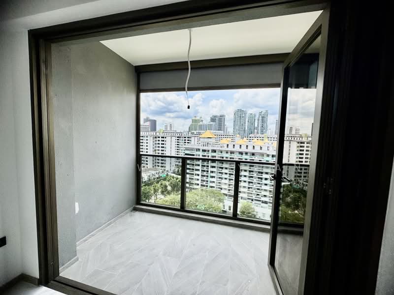 The Landmark, 173 Chin Swee Road, 1 Bedroom, 517 sqft, Condominium For Sale, by Chew Lih Yuan, 500198015 - Balcony - PropertyGuru.com.sg