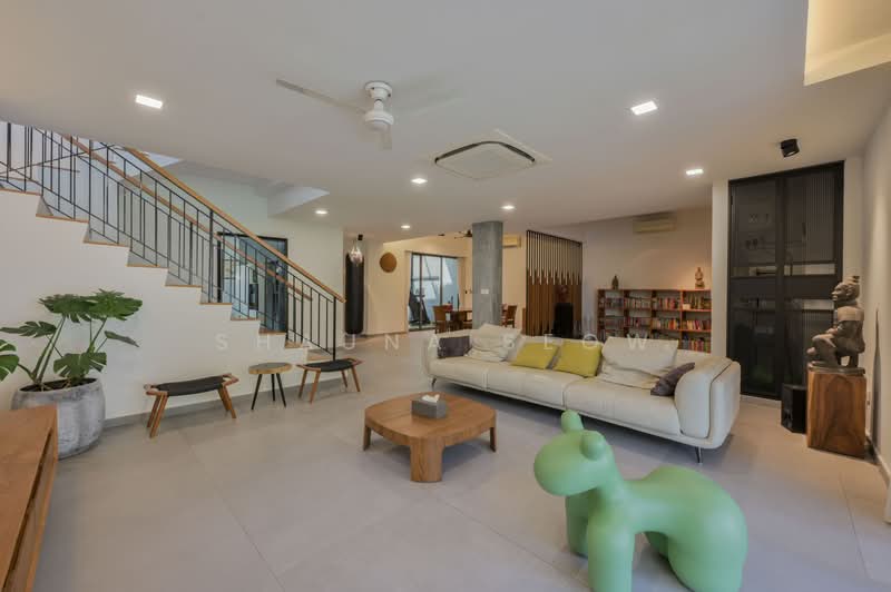 Huge >4,000sqft 2 Storey Corner Semi-D ❤️ Move-In Ready!, , 5 Bedrooms, 4,000 sqft, Semi-Detached House For Sale, by Shauna Seow, 500198022 - Living Room - PropertyGuru.com.sg