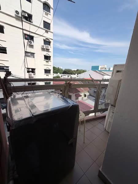 Canberlin Lodge, 69 Lorong 6 Geylang, 3 Bedrooms, 1,163 sqft, Condominium For Sale, by Stewart Lim, 500198024 - PropertyGuru.com.sg