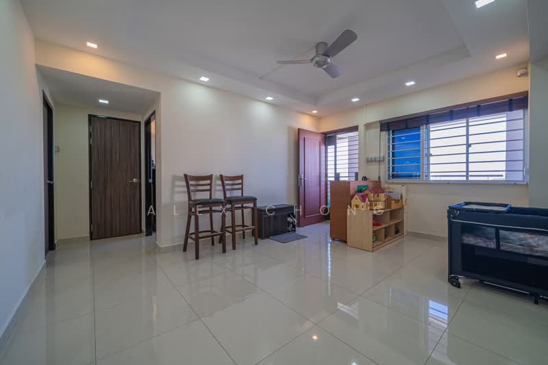 25 Chai Chee Road, 25 Chai Chee Road, 3 Bedrooms, 1,119 sqft, HDB Flat For Sale, by Alex Chong, 500198042 - Living Room - PropertyGuru.com.sg