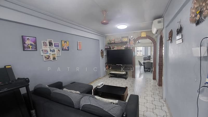 471 Ang Mo Kio Avenue 10, 471 Ang Mo Kio Avenue 10, 2 Bedrooms, 721 sqft, HDB Flat For Sale, by Patrick Kuah, 500198044 - Living Room - PropertyGuru.com.sg
