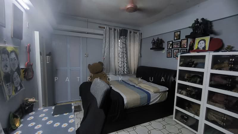 471 Ang Mo Kio Avenue 10, 471 Ang Mo Kio Avenue 10, 2 Bedrooms, 721 sqft, HDB Flat For Sale, by Patrick Kuah, 500198044 - Bedroom - PropertyGuru.com.sg