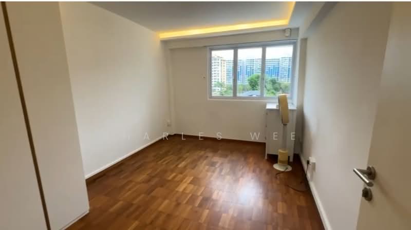 Blk 5 Bedok south ave 2, 5 Bedok south ave 2, 3 Bedrooms, 882 sqft, HDB Flat For Sale, by Charles Wee, 500198067 - Bedroom - PropertyGuru.com.sg
