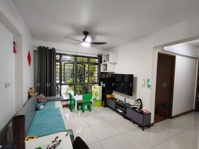 336A Anchorvale Crescent, 336A Anchorvale Crescent, 2 Bedrooms, 721 sqft, HDB Flat For Sale, by JASON YAP, 500198083 - Living Room - PropertyGuru.com.sg