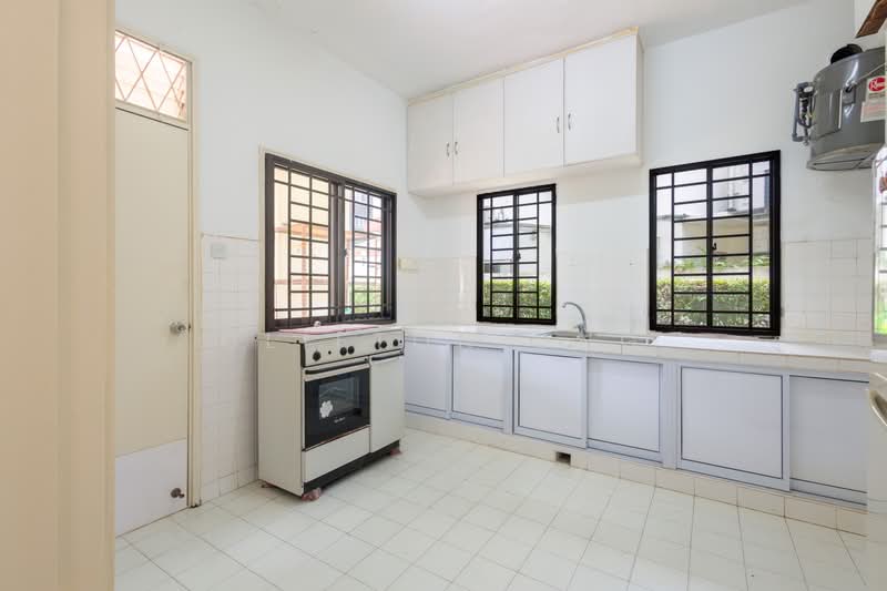 Sunset Way, Sunset Way, 4 Bedrooms, 3,800 sqft, Detached House For Sale, by Clifton Ong, 500198086 - Kitchen - PropertyGuru.com.sg