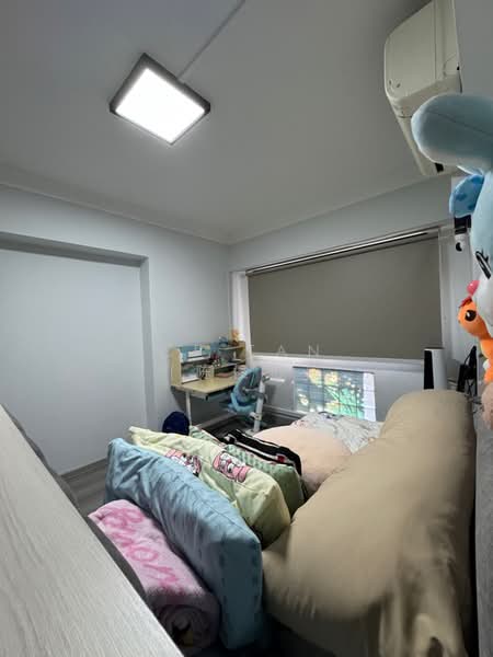 184 Yung Sheng Road, 184 Yung Sheng Road, 3 Bedrooms, 1,249 sqft, HDB Flat For Sale, by CP Tan (陈俊彬), 500198091 - Bedroom - PropertyGuru.com.sg