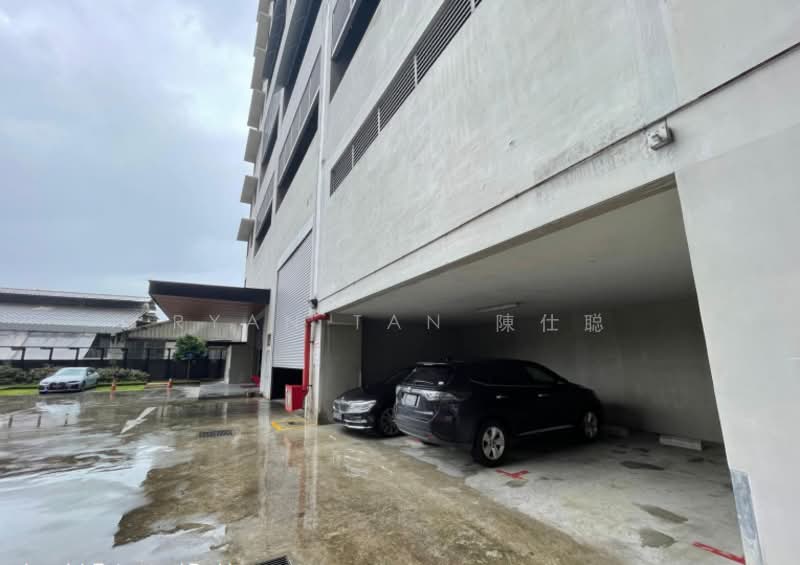 21 Fan Yoong Rd, Fan Yoong Rd, 60,789 sqft, Factory / Workshop (B2) For Sale, by Ryan Tan 陳仕聪, 500198105 - Car Park - CommercialGuru.com.sg