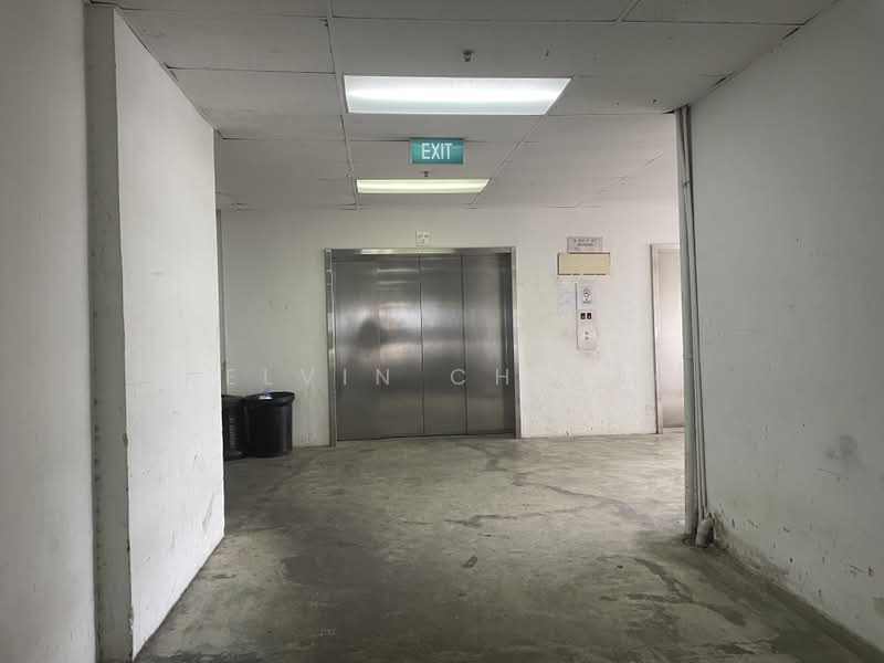 B1 Union Industrial Center, 3 Lorong Bakar Batu, 250 sqft, Light Industrial (B1) For Rent, by Kelvin Chiang, 500198124 - Corridor - CommercialGuru.com.sg