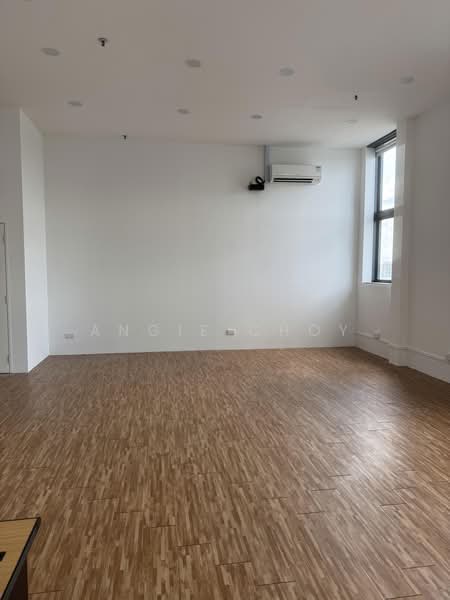 Morningstar Centre, 12 New Industrial Road, 709 sqft, Light Industrial (B1) For Rent, by Angie Choy, 500198130 - CommercialGuru.com.sg