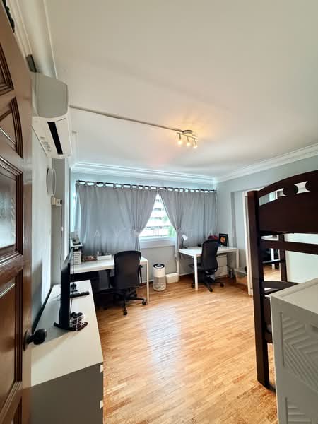 237 Tampines Street 21, 237 Tampines Street 21, 3 Bedrooms, 1,162 sqft, HDB Flat For Sale, by Baven Tan, 500198132 - Bedroom - PropertyGuru.com.sg