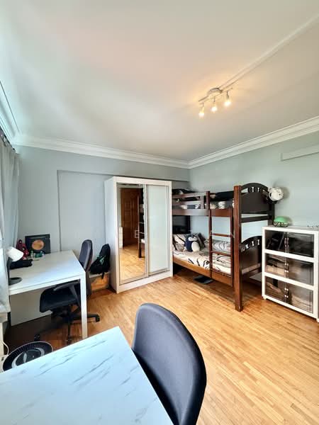 237 Tampines Street 21, 237 Tampines Street 21, 3 Bedrooms, 1,162 sqft, HDB Flat For Sale, by Baven Tan, 500198132 - Bedroom - PropertyGuru.com.sg