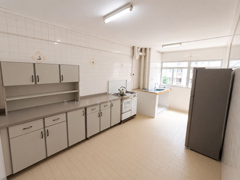 309 Shunfu Road, 309 Shunfu Road, 2 Bedrooms, 721 sqft, HDB Flat For Sale, by Sherman Ng, 500198133 - Kitchen - PropertyGuru.com.sg