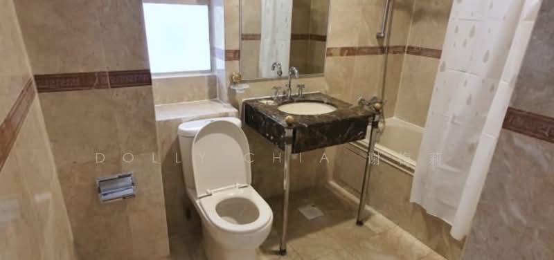 Leonie Condotel, 2 Leonie Hill Road, 4 Bedrooms, 2,980 sqft, Condominium For Rent, by Dolly Chia 谢梅莉, 500198143 - Bathroom - PropertyGuru.com.sg