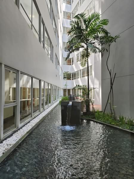 The Central, 6 Eu Tong Sen Street, 742 sqft, Office For Rent, by Jane Loo, 500198148 - Exterior - CommercialGuru.com.sg