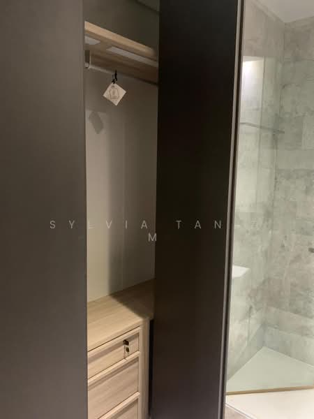 OUE Twin Peaks, 33 Leonie Hill Road, 1 Bedroom, 570 sqft, Condominium For Rent, by Sylvia Tan Z M, 500198160 - Bathroom - PropertyGuru.com.sg