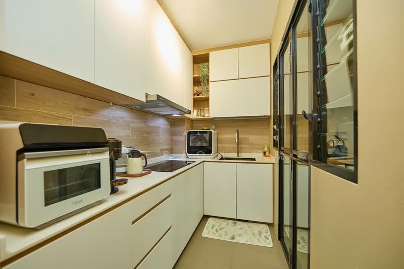 114B Alkaff Crescent, 114B Alkaff Crescent, 2 Bedrooms, 68 sqft, HDB Flat For Sale, by Amber Oh 胡晓薇, 500198194 - Kitchen - PropertyGuru.com.sg