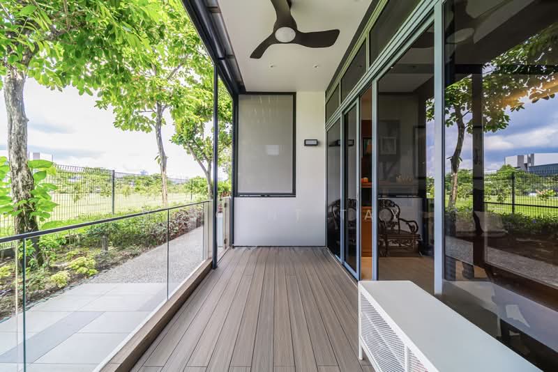 Belgravia Villas, 200 Ang Mo Kio Avenue 5, 5 Bedrooms, 3,961 sqft, Cluster House For Sale, by Vincent Tay, 500198200 - Balcony - PropertyGuru.com.sg