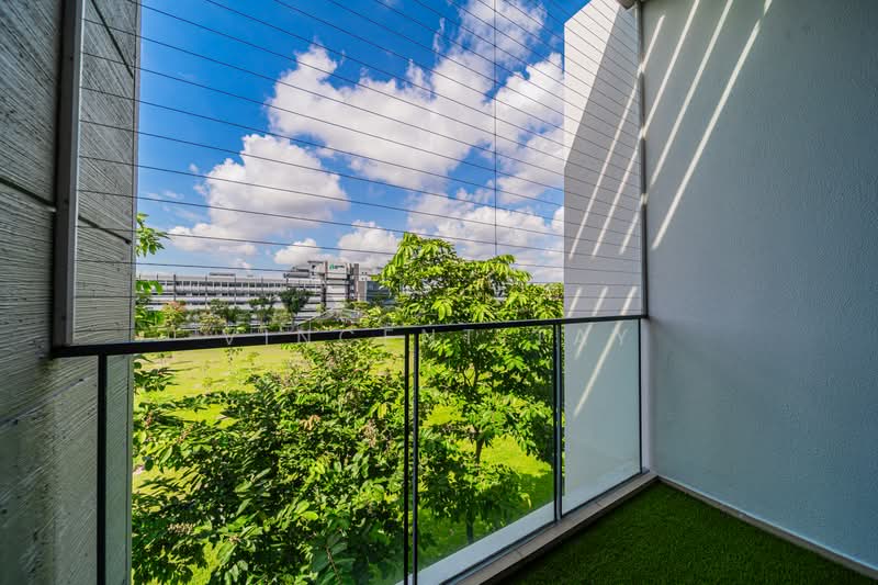 Belgravia Villas, 200 Ang Mo Kio Avenue 5, 5 Bedrooms, 3,961 sqft, Cluster House For Sale, by Vincent Tay, 500198200 - Balcony - PropertyGuru.com.sg