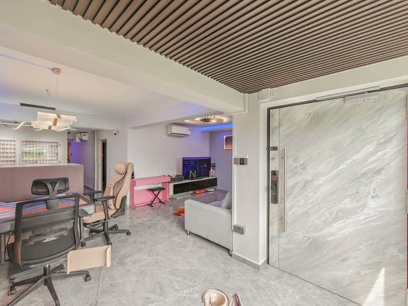 5 Telok Blangah Crescent, 5 Telok Blangah Crescent, 5 Bedrooms, 1,571 sqft, HDB Flat For Sale, by Edmund Lim, 500198202 - Living Room - PropertyGuru.com.sg