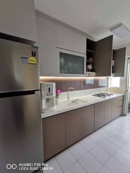 410A Fernvale Road, 410A Fernvale Road, 3 Bedrooms, 1,033 sqft, HDB Flat For Sale, by Sophia Chang, 500198212 - Kitchen - PropertyGuru.com.sg