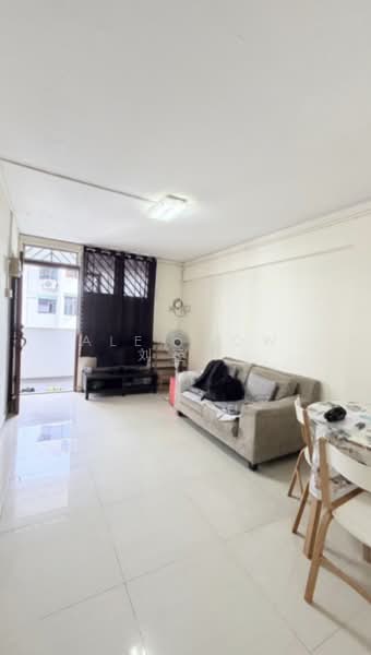 30 Jalan Klinik, 30 Jalan Klinik, 2 Bedrooms, 624 sqft, HDB Flat For Sale, by Alex Low 刘经佑, 500198214 - Living Room - PropertyGuru.com.sg