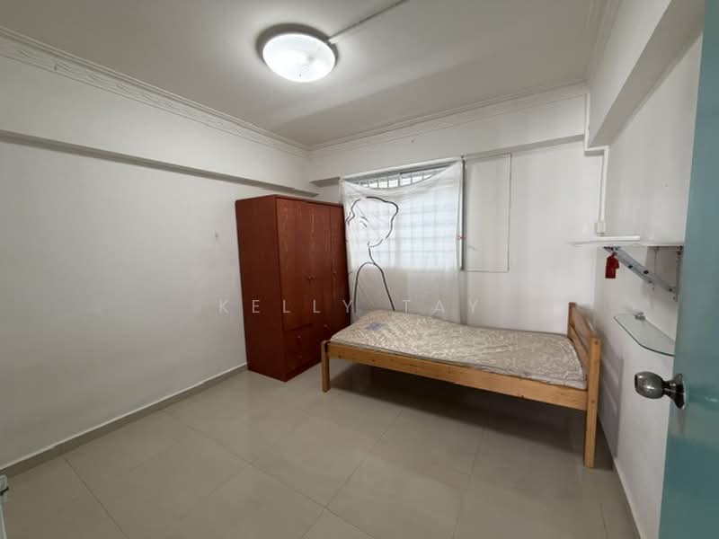 327 Yishun Ring Road, 327 Yishun Ring Road, 3 Bedrooms, 904 sqft, HDB Flat For Sale, by Kelly Tay, 500198219 - Bedroom - PropertyGuru.com.sg