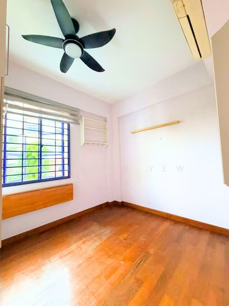 Kellett Court, 21 Shelford Road, 3 Bedrooms, 1,356 sqft, Condominium For Sale, by Clinton Yew, 500198222 - Bedroom 3 - PropertyGuru.com.sg