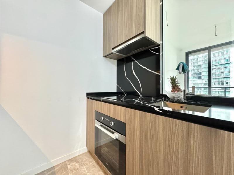 Irwell Hill Residences, 6 Irwell Hill, Orchard / River Valley, 2 Bedrooms, 614 sqft, Condominium For Sale, by Jeremiah Chua, 500198228 - PropertyGuru.com.sg