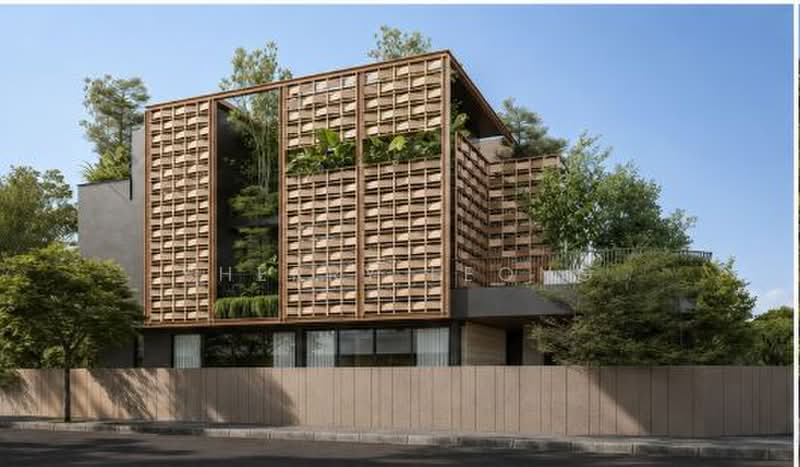 Exclusive Semi-D With Lift And Pool Located At Prime District 10, Hillcrest Road, Bukit Timah, 5 Bedrooms, 6,764 sqft, Semi-Detached House For Sale, by Sherry Leong, 500198233 - Exterior - PropertyGuru.com.sg