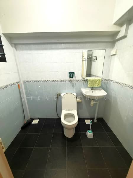 501C Wellington Circle, 501C Wellington Circle, Room Rental, 130 sqft, HDB Flat For Rent, by Steven Choo, 500198246 - Bathroom - PropertyGuru.com.sg