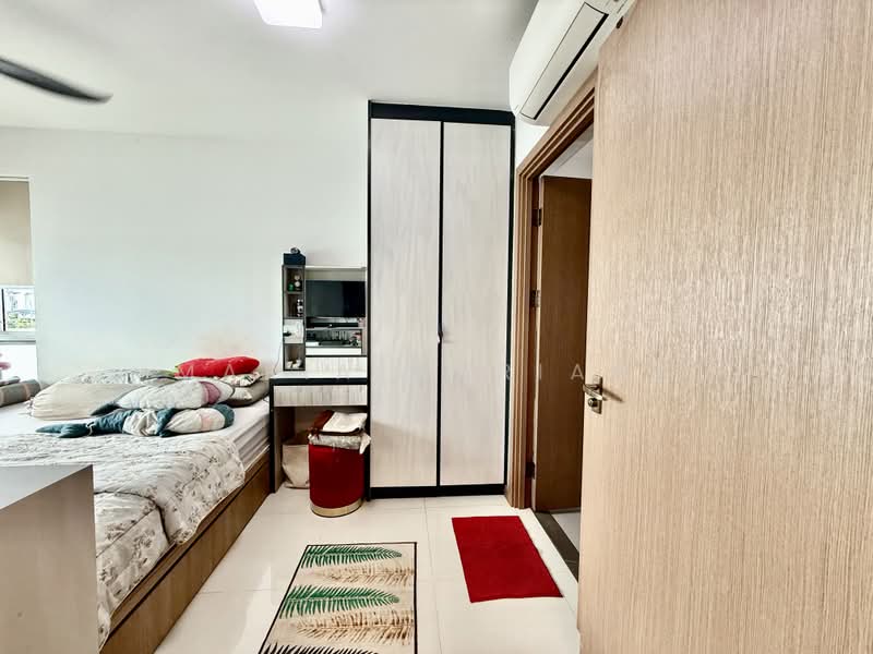 421C Northshore Drive, 421C Northshore Drive, 2 Bedrooms, 721 sqft, HDB Flat For Sale, by Maria Mariana, 500198248 - Bedroom - PropertyGuru.com.sg