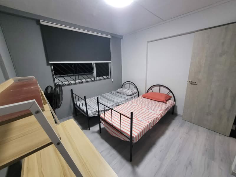 627 Hougang Avenue 8, 627 Hougang Avenue 8, Room Rental, 200 sqft, HDB Flat For Rent, by Saras R, 500198257 - Bedroom - PropertyGuru.com.sg